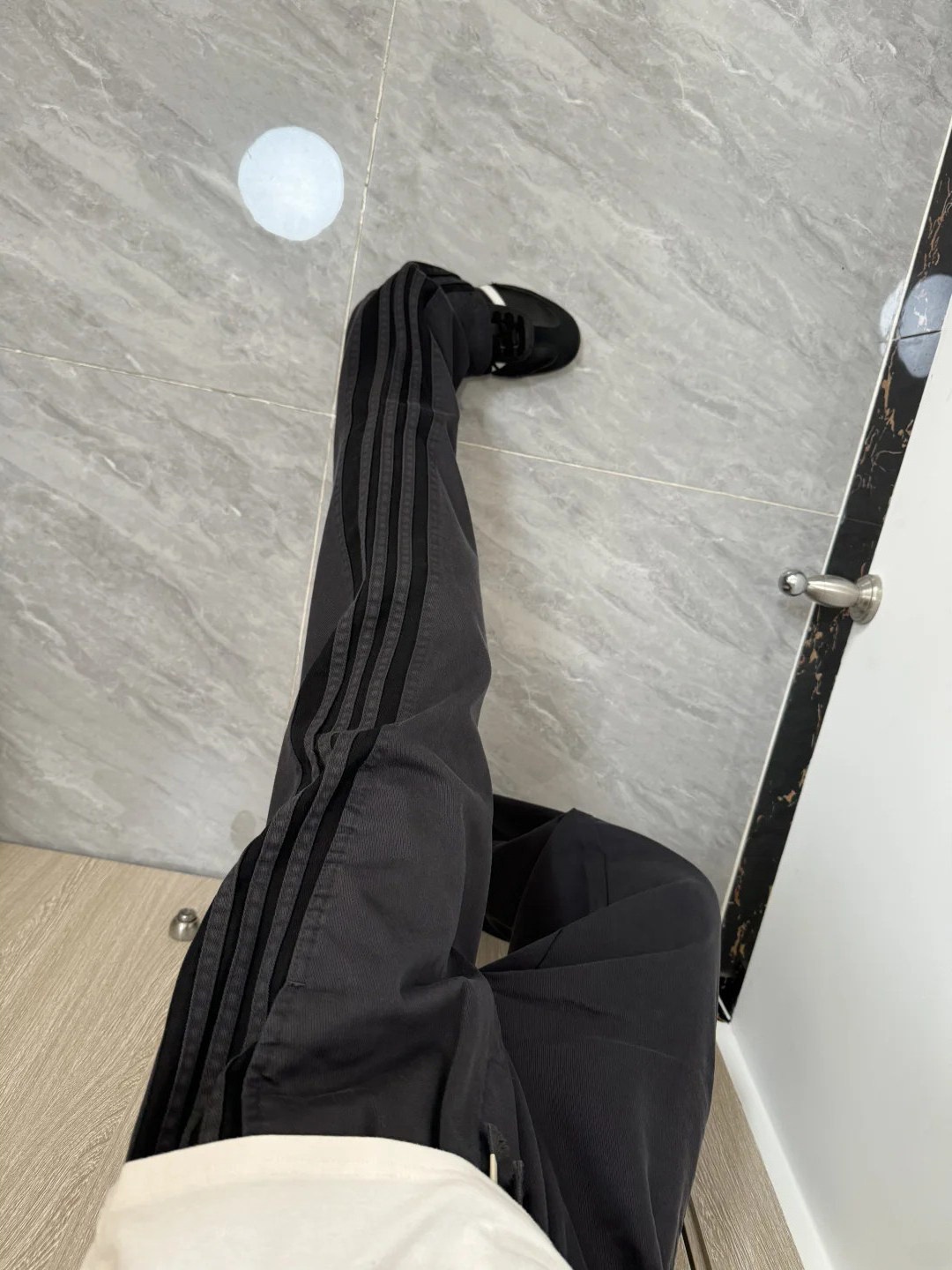 Cleanfit Straight Leg Pants Me - đánh giá và giá Street Fashion Vibes