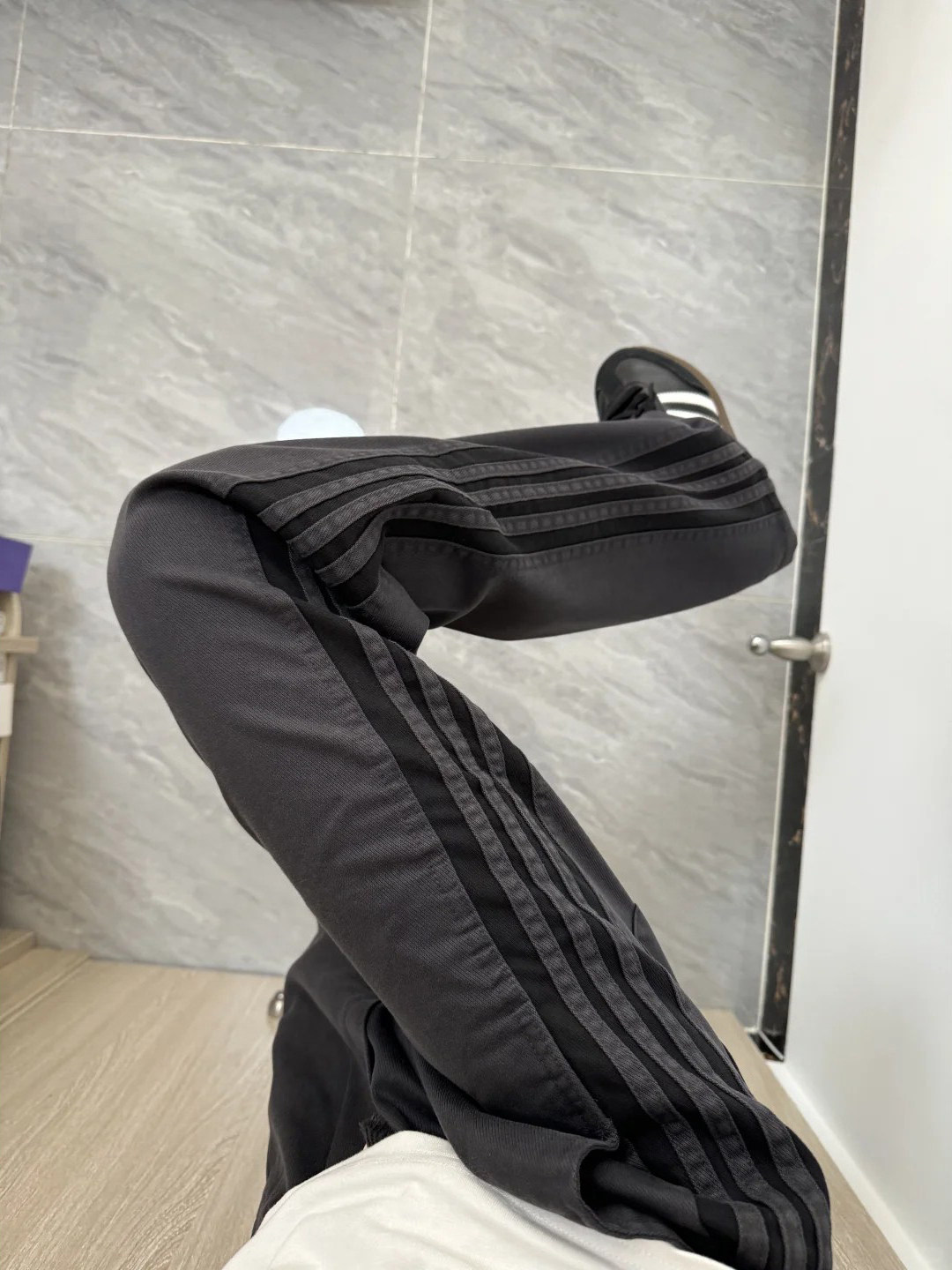 Cleanfit Straight Leg Pants Me - đánh giá và giá Street Fashion Vibes