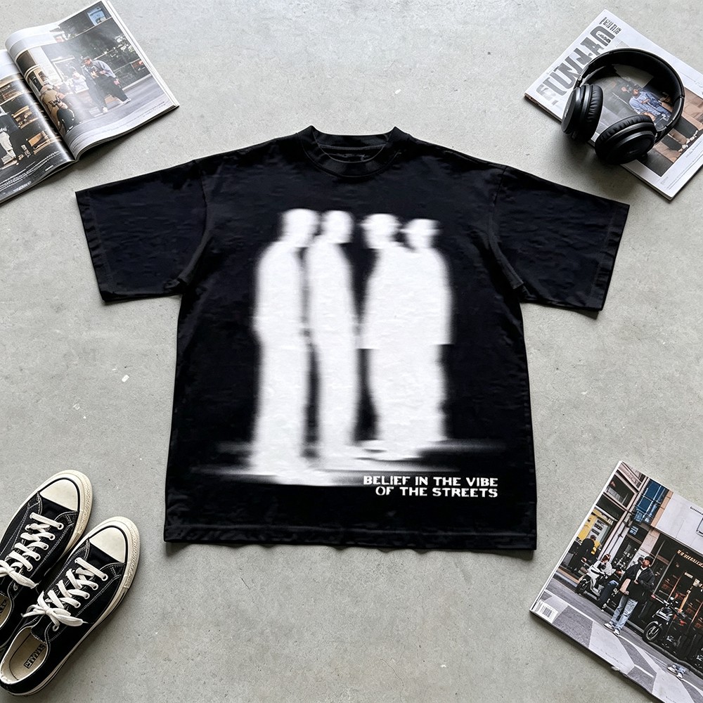 Blurry Silhouette Street Vibe  - đánh giá và giá Street Fashion Vibes